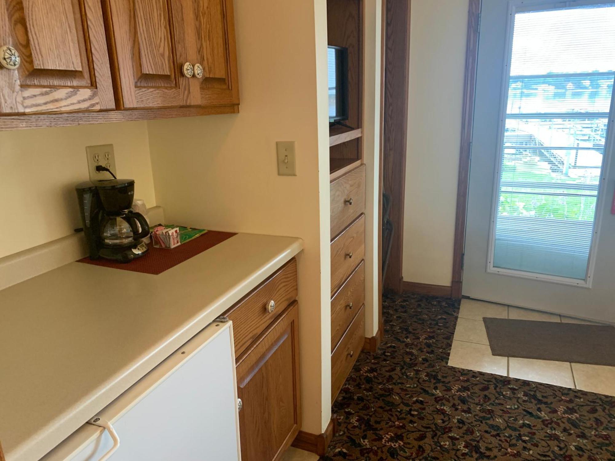 Snug Harbor Inn Sturgeon Bay Εξωτερικό φωτογραφία