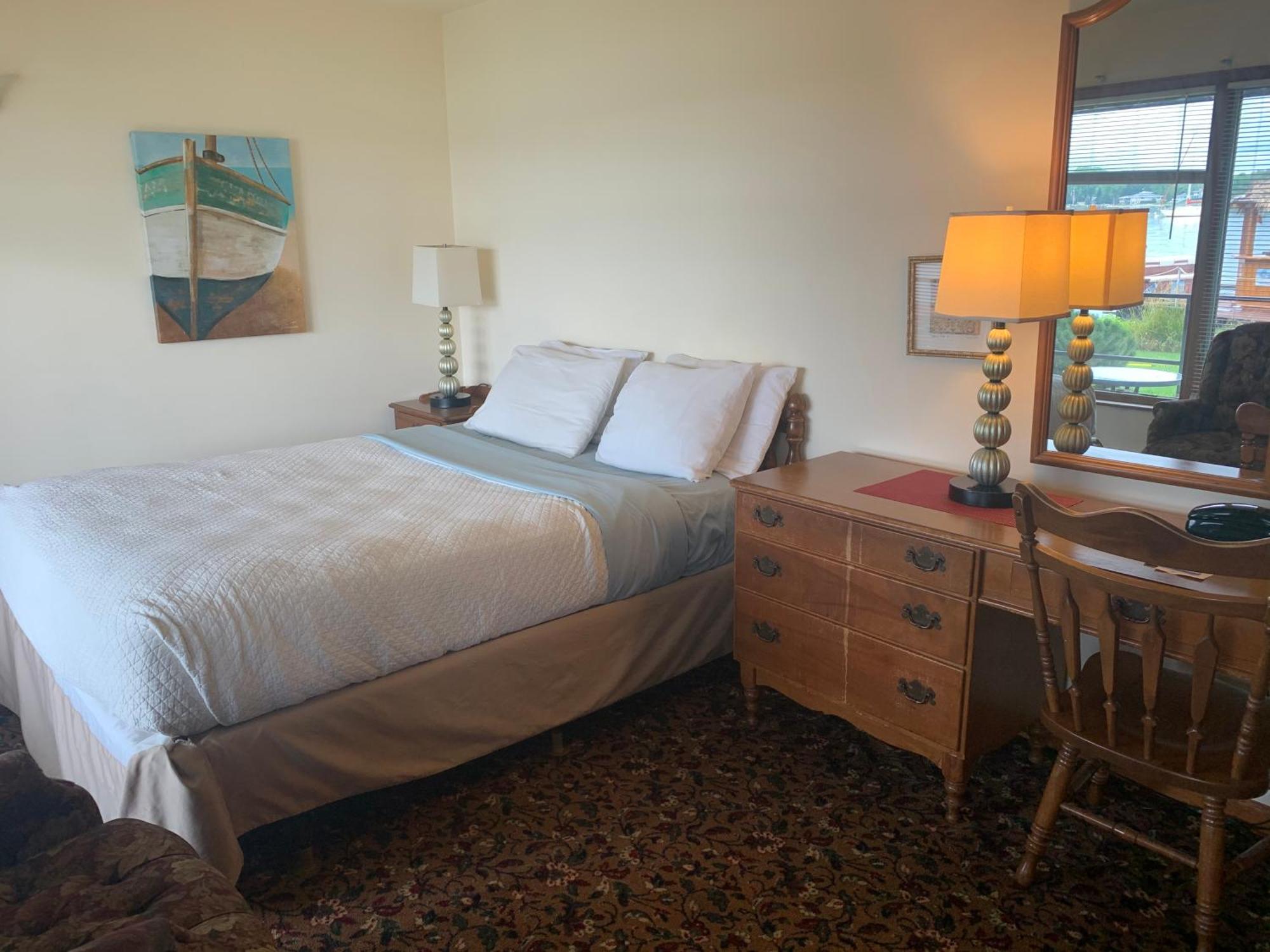 Snug Harbor Inn Sturgeon Bay Εξωτερικό φωτογραφία