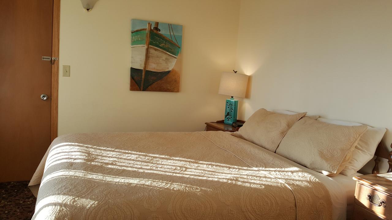 Snug Harbor Inn Sturgeon Bay Εξωτερικό φωτογραφία