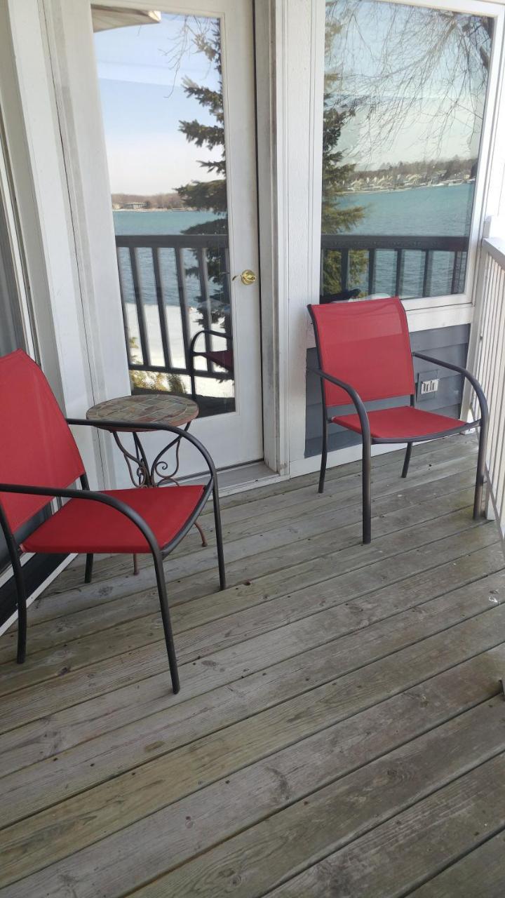 Snug Harbor Inn Sturgeon Bay Εξωτερικό φωτογραφία