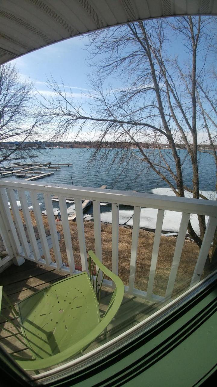 Snug Harbor Inn Sturgeon Bay Εξωτερικό φωτογραφία