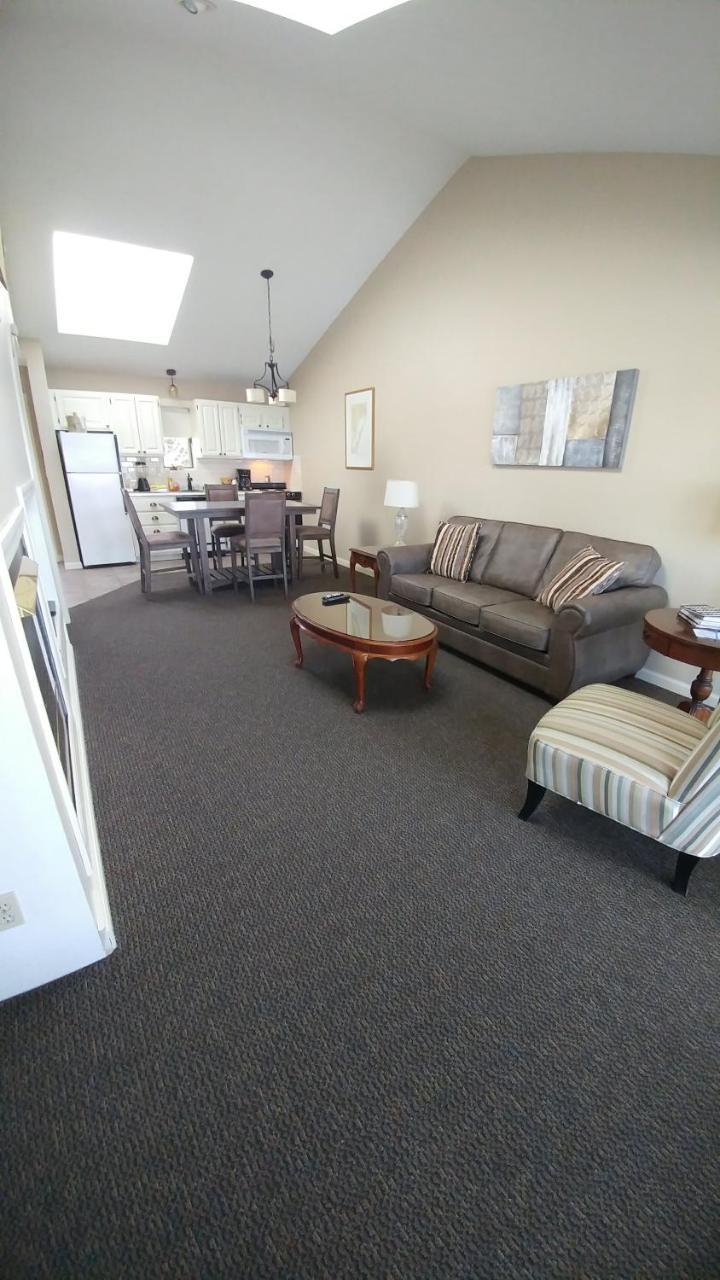 Snug Harbor Inn Sturgeon Bay Εξωτερικό φωτογραφία